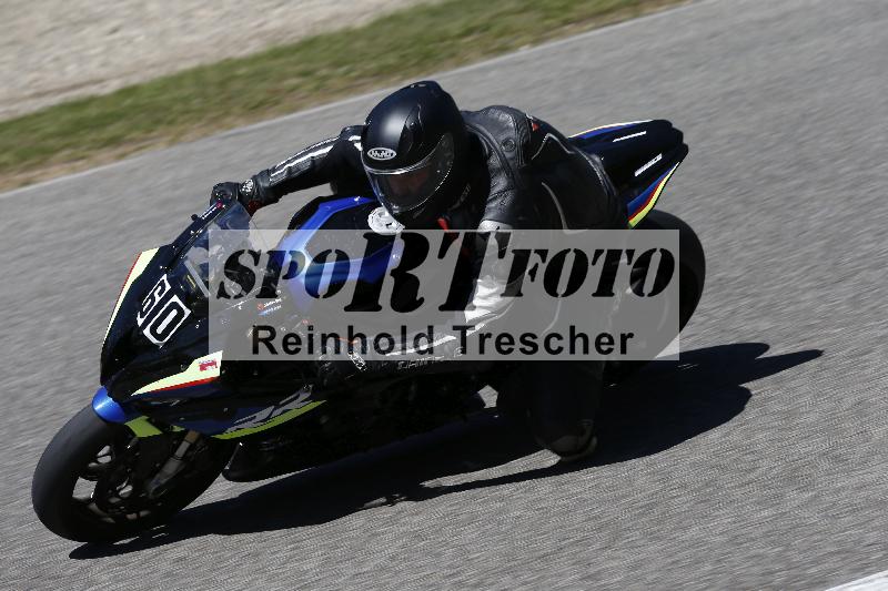 /15 22.05.2026  Plüss Moto Sport  Discover the Bike ADR /Gruppe rot - Race 3/60
